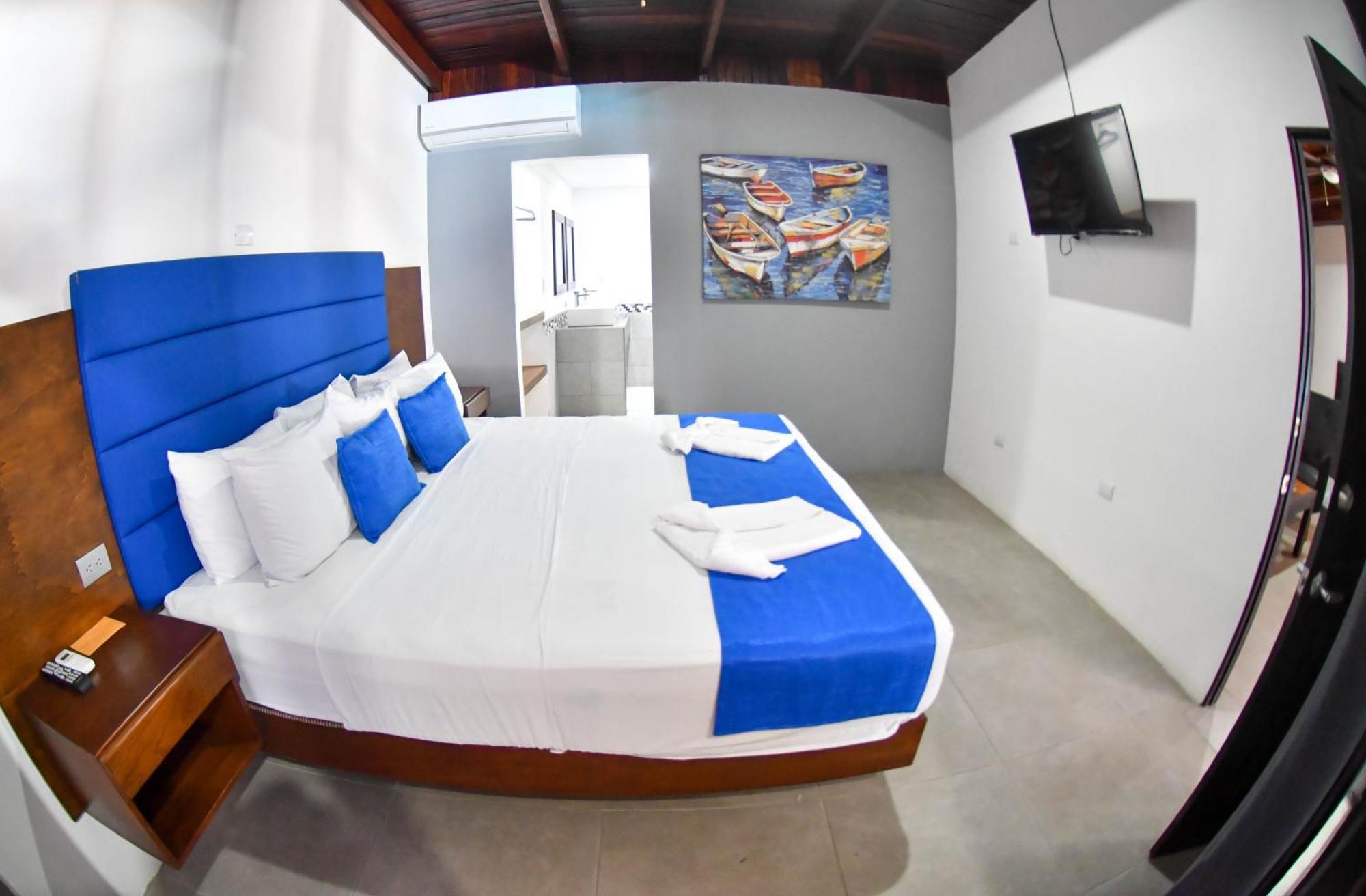 Republik Hotel, Bistro And Nightclub On Site Jacó Dış mekan fotoğraf