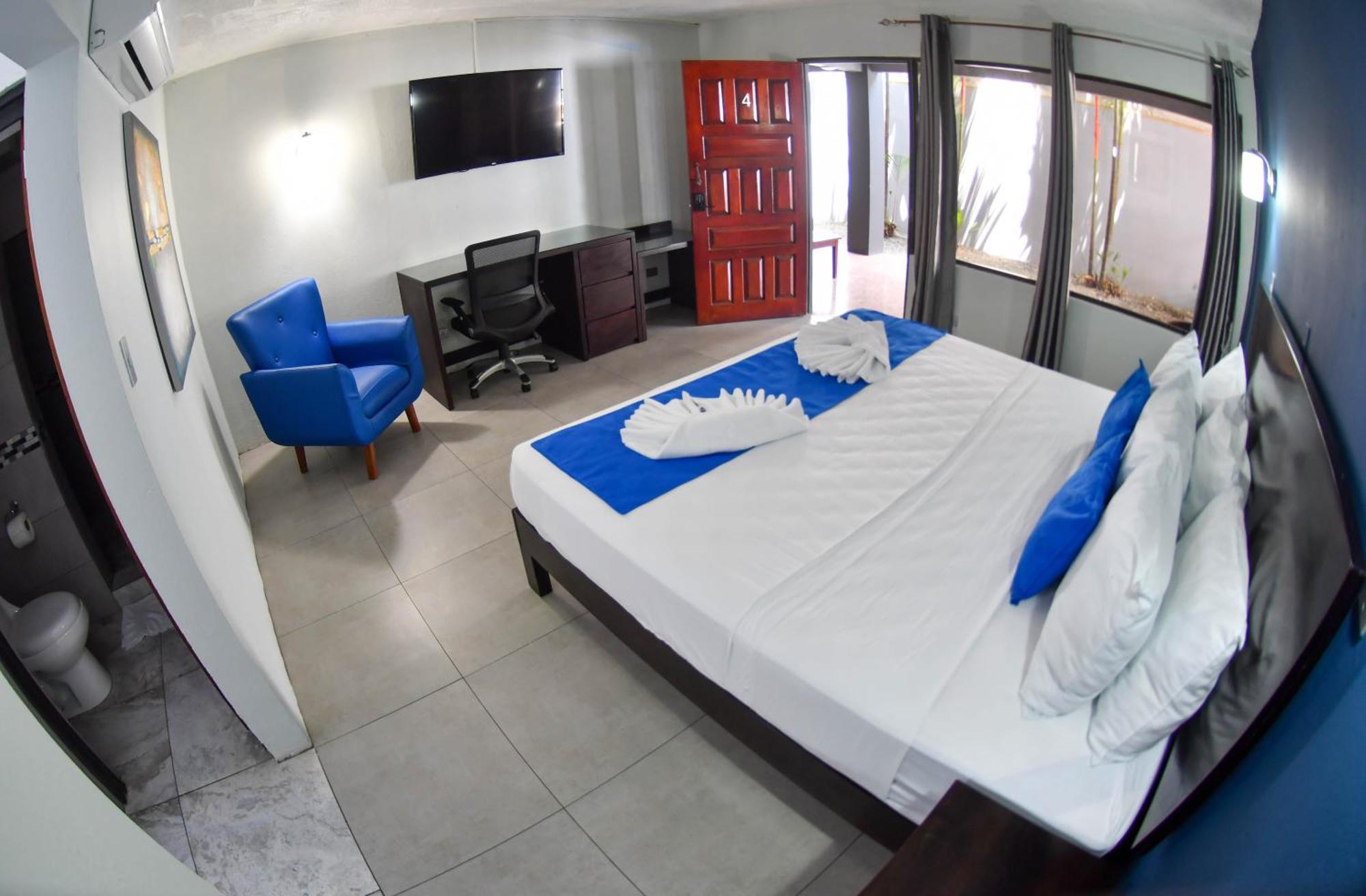 Republik Hotel, Bistro And Nightclub On Site Jacó Dış mekan fotoğraf