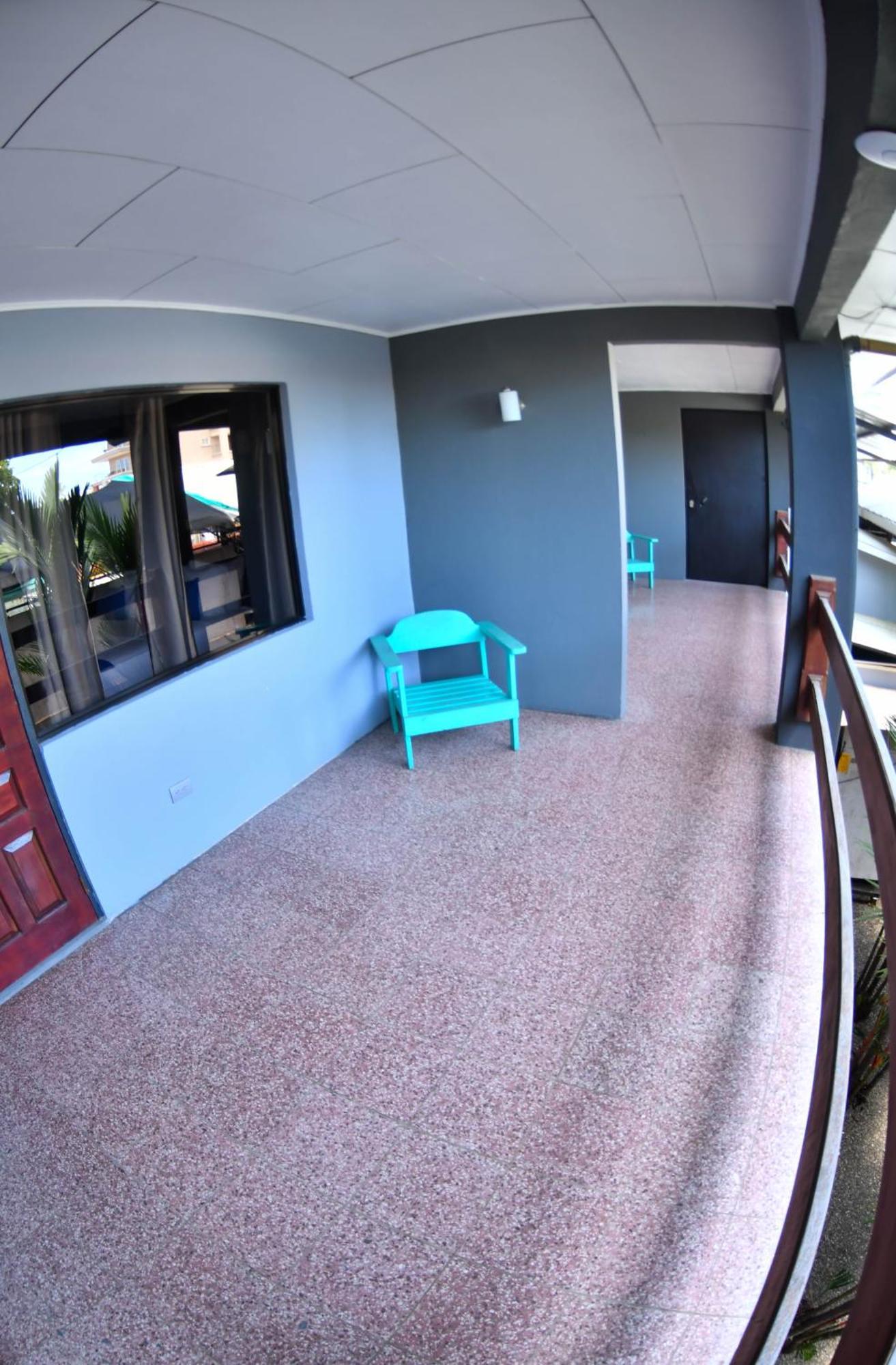 Republik Hotel, Bistro And Nightclub On Site Jacó Dış mekan fotoğraf