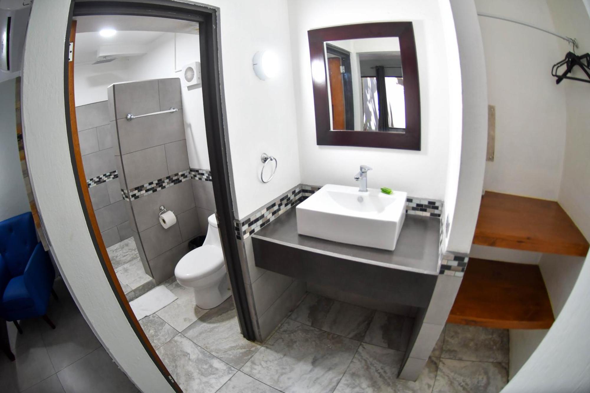 Republik Hotel, Bistro And Nightclub On Site Jacó Dış mekan fotoğraf