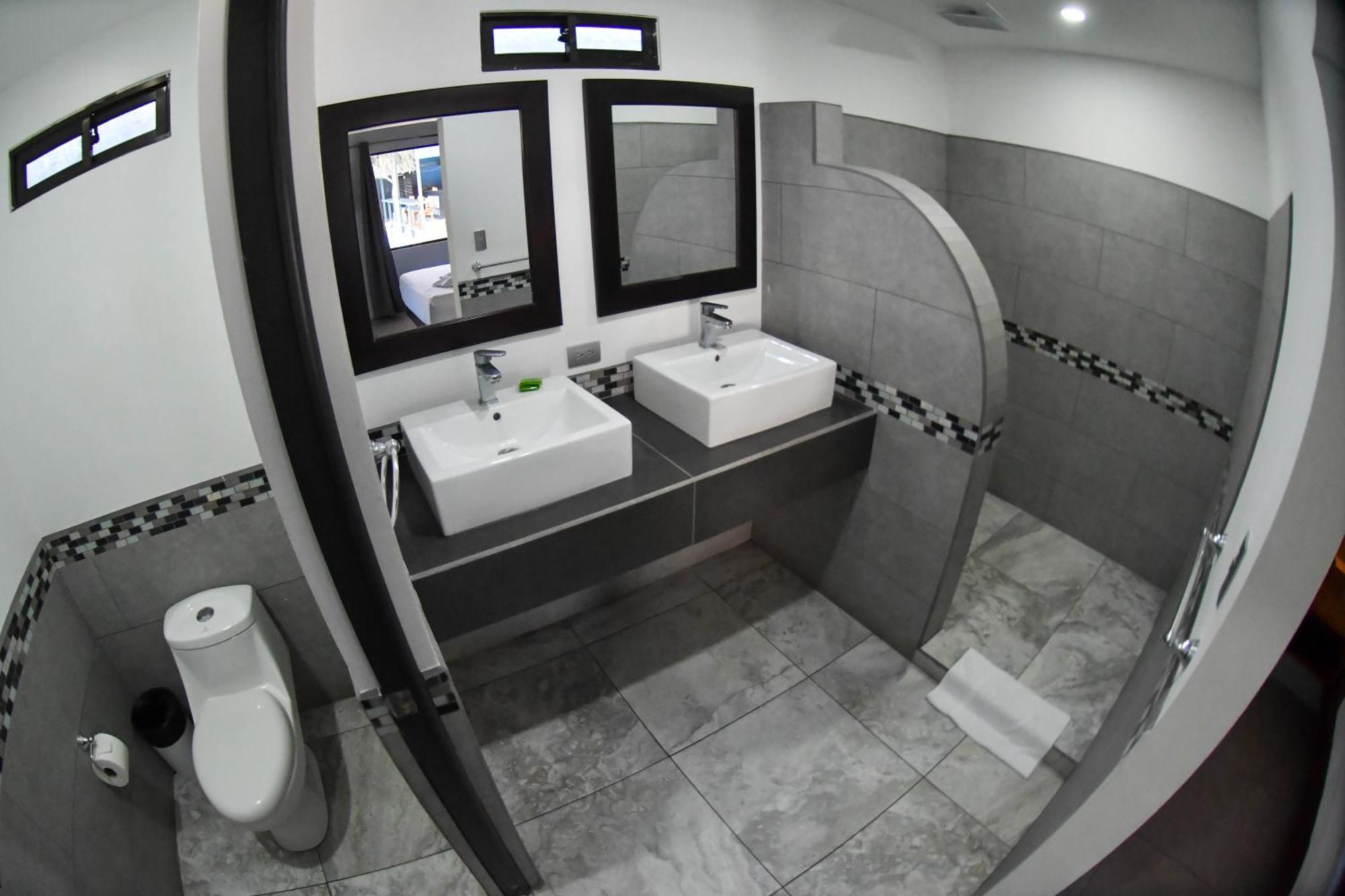 Republik Hotel, Bistro And Nightclub On Site Jacó Dış mekan fotoğraf